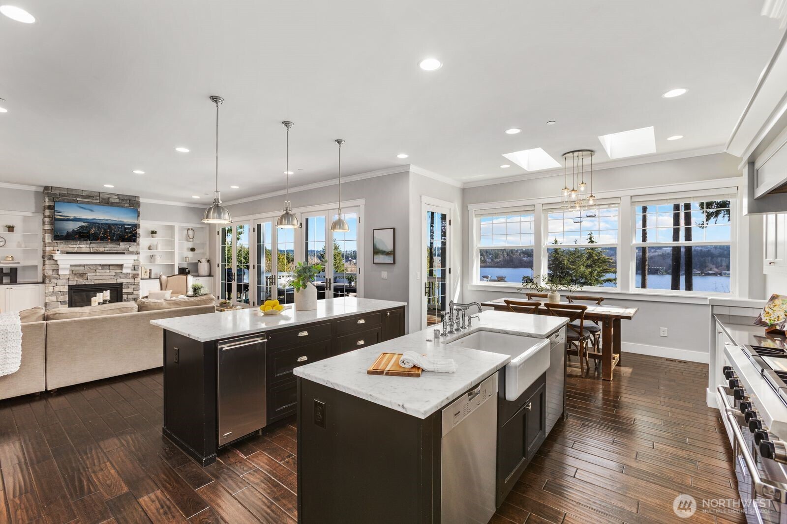 8411 NE 110th Place , Kirkland, WA 98034