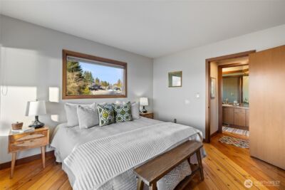 4042 Soundview Drive W, University Place, WA 98466 - Photo 12