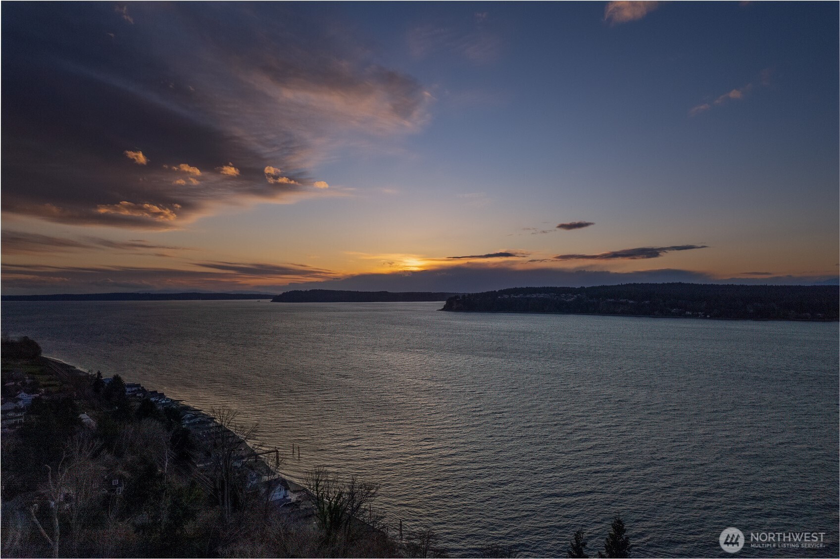 4042 Soundview Drive W, University Place, WA 98466