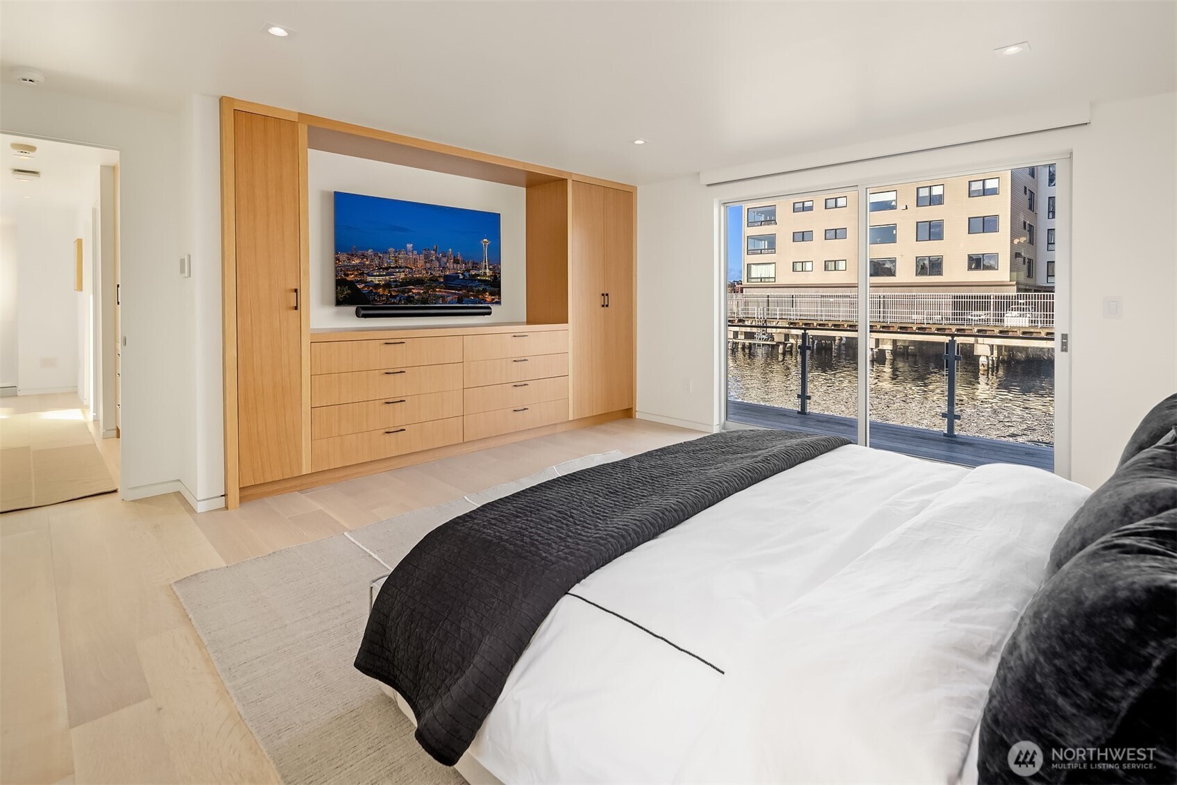 2241 Fairview Avenue E #B, Seattle, WA 98102