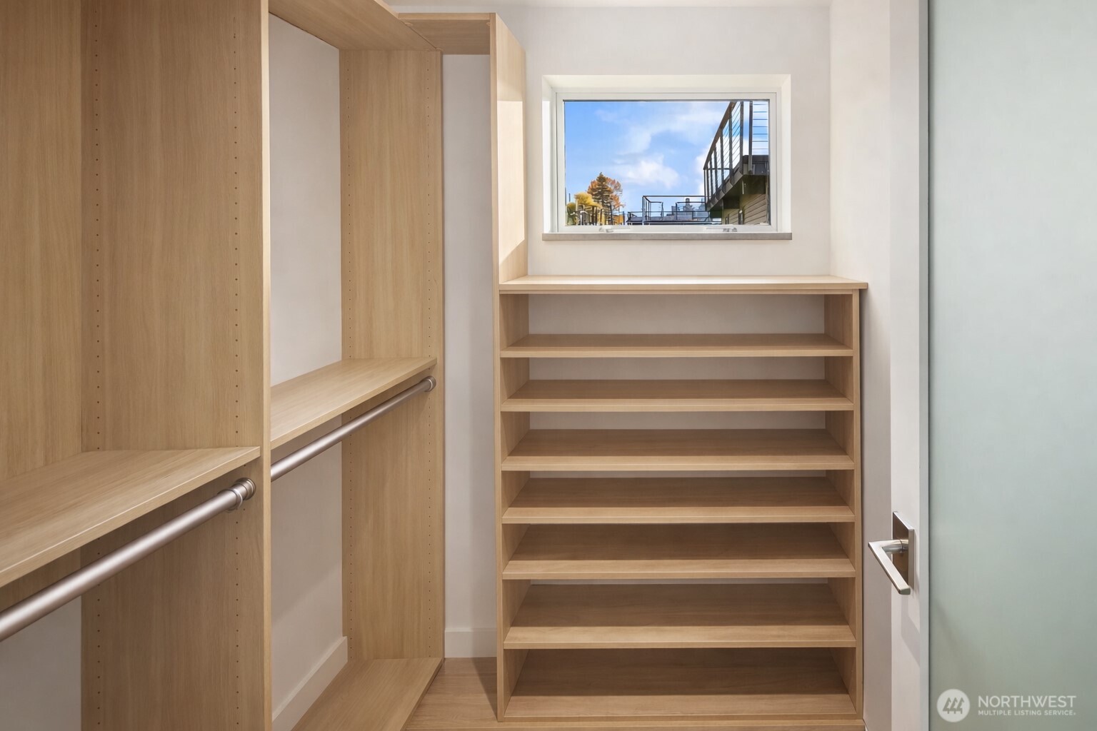 2241 Fairview Avenue E #B, Seattle, WA 98102