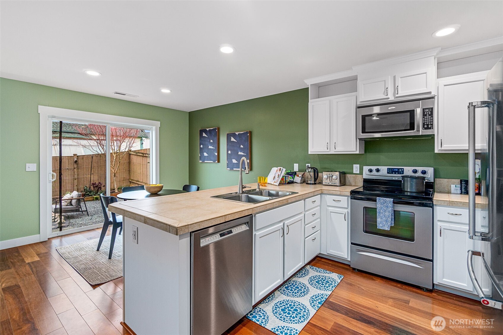 8303 10th Place SE, Lake Stevens, WA 98258