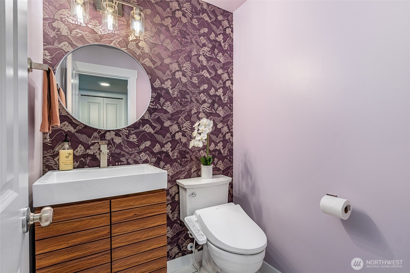 8303 10th Place SE, Lake Stevens, WA 98258