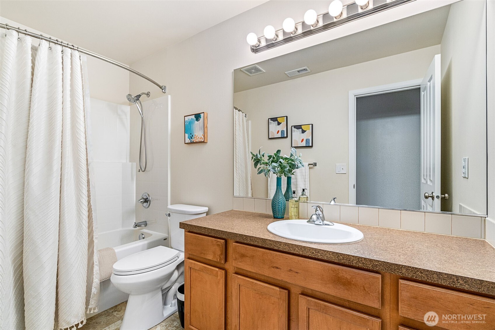 8303 10th Place SE, Lake Stevens, WA 98258