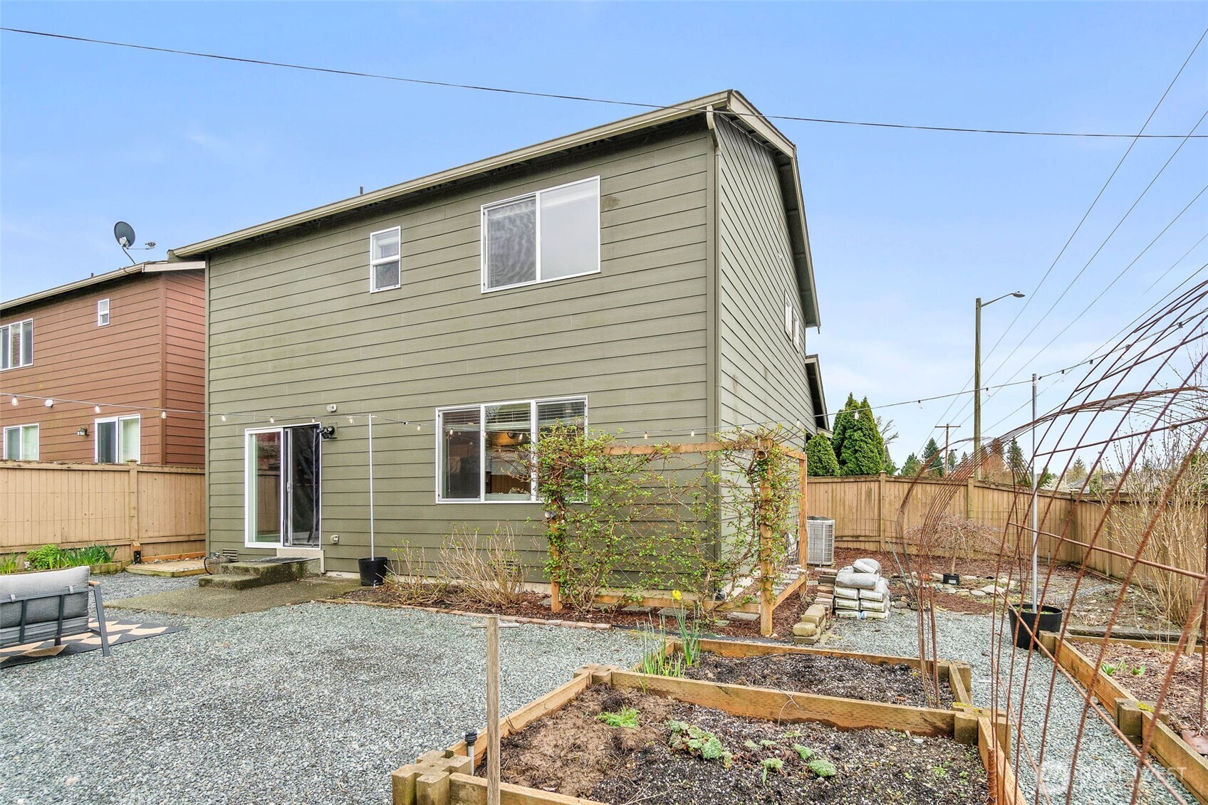 8303 10th Place SE, Lake Stevens, WA 98258