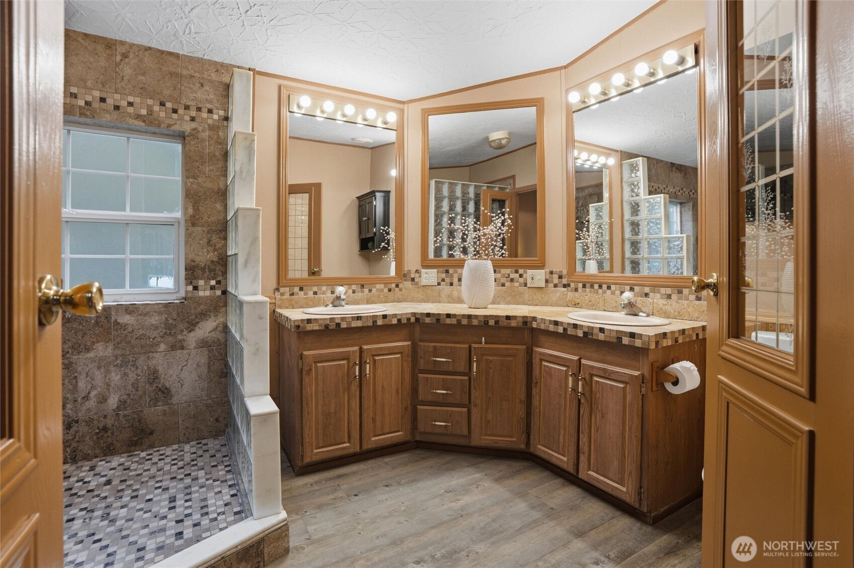 10535 Olalla Valley Road SE, Olalla, WA 98359