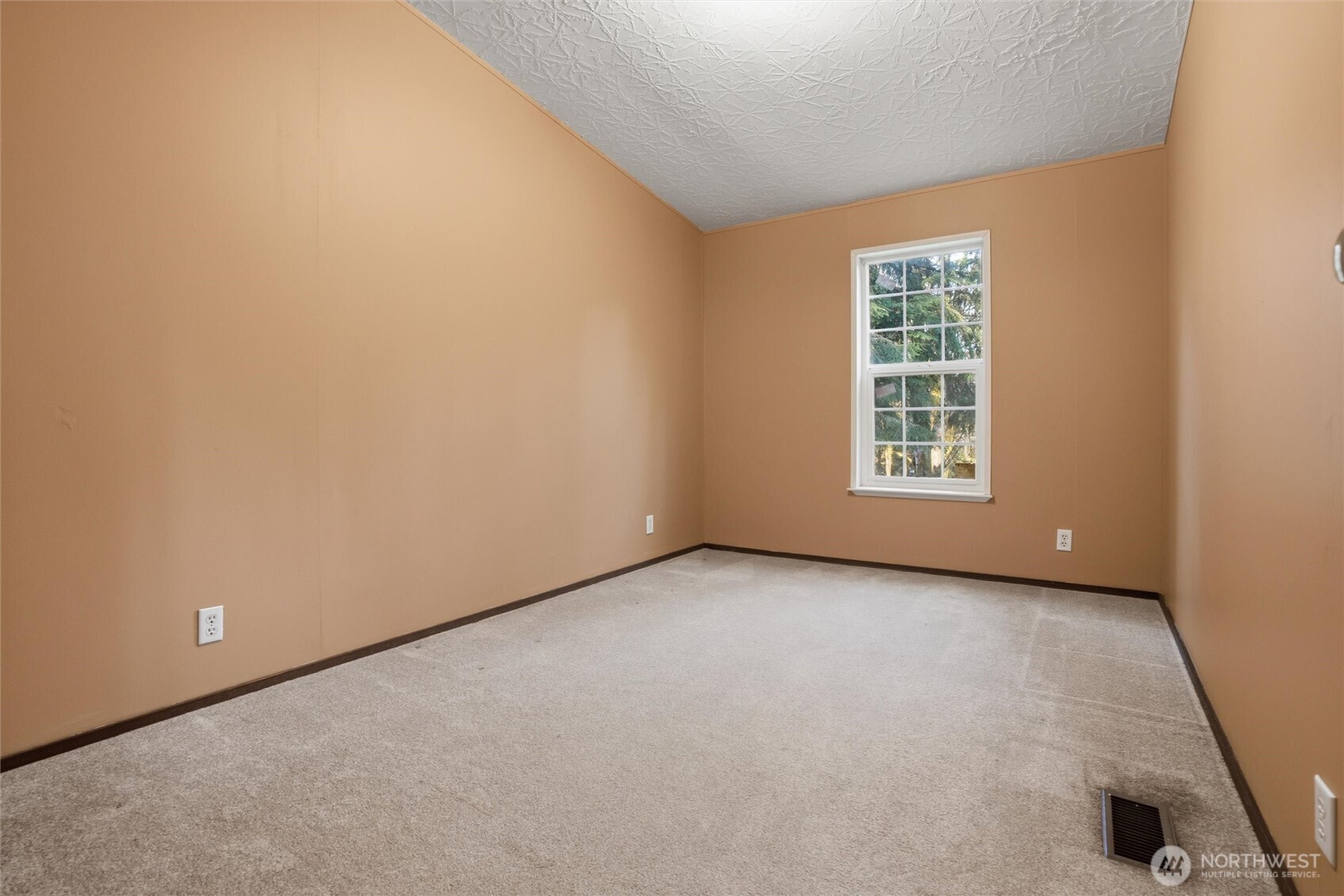 10535 Olalla Valley Road SE, Olalla, WA 98359