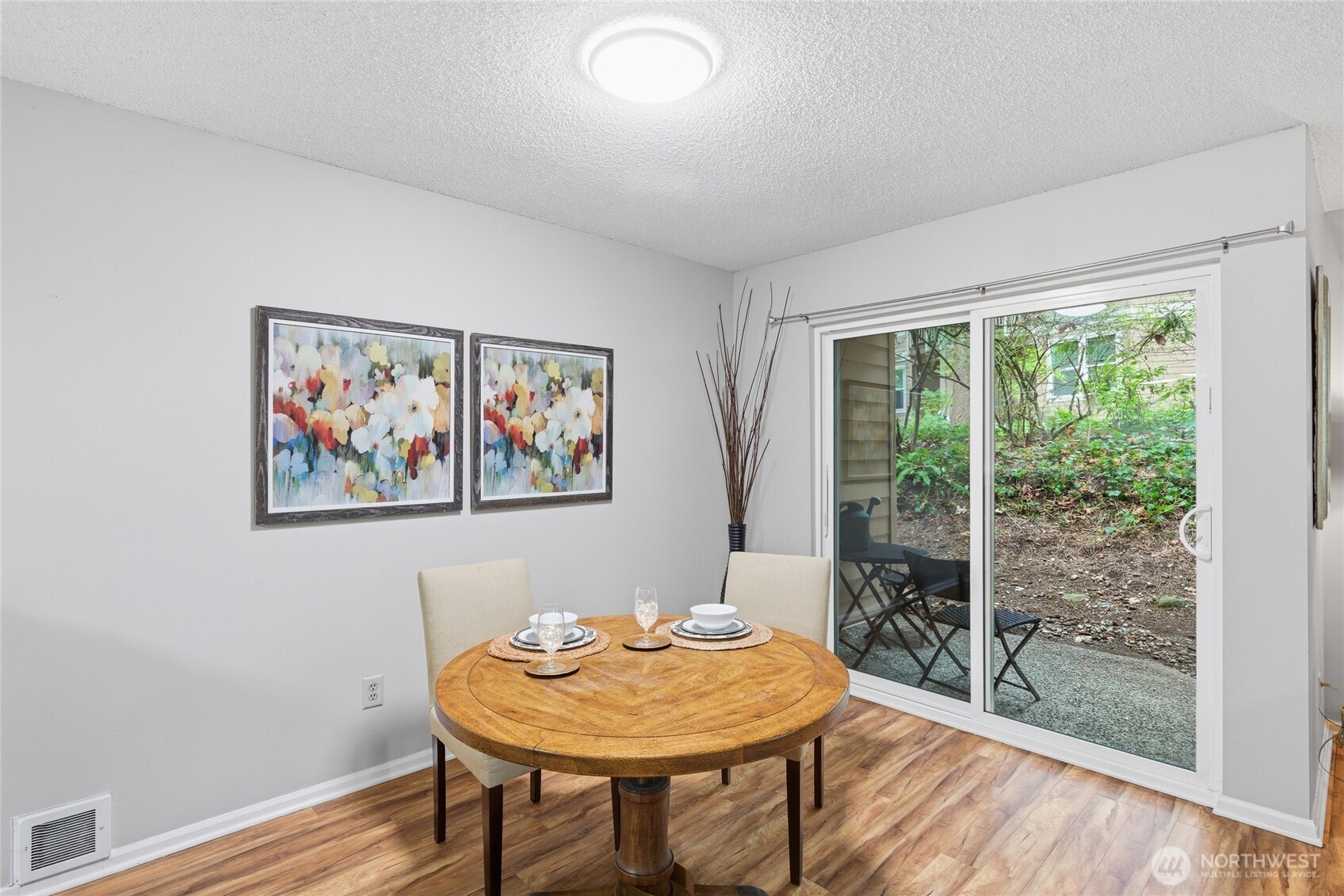 14651 NE 40th Street #C1, Bellevue, WA 98007