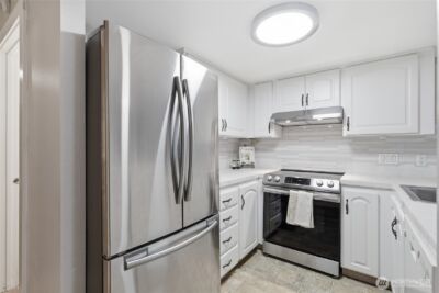 14651 NE 40th Street #C1, Bellevue, WA 98007 - Photo 10