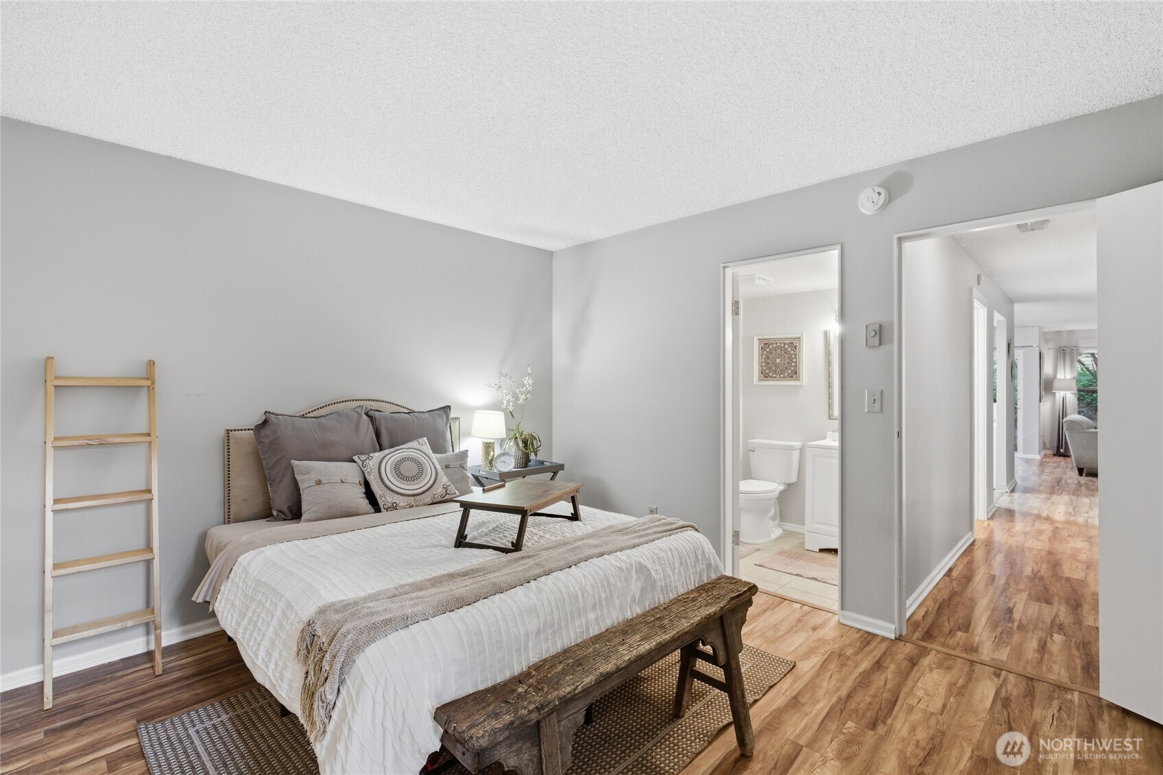 14651 NE 40th Street #C1, Bellevue, WA 98007