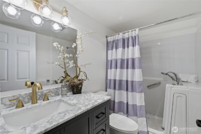 14651 NE 40th Street #C1, Bellevue, WA 98007 - Photo 16