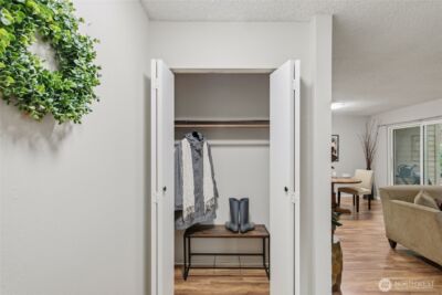 14651 NE 40th Street #C1, Bellevue, WA 98007 - Photo 21
