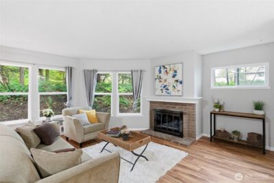 14651 NE 40th Street #C1, Bellevue, WA 98007 - Photo 2