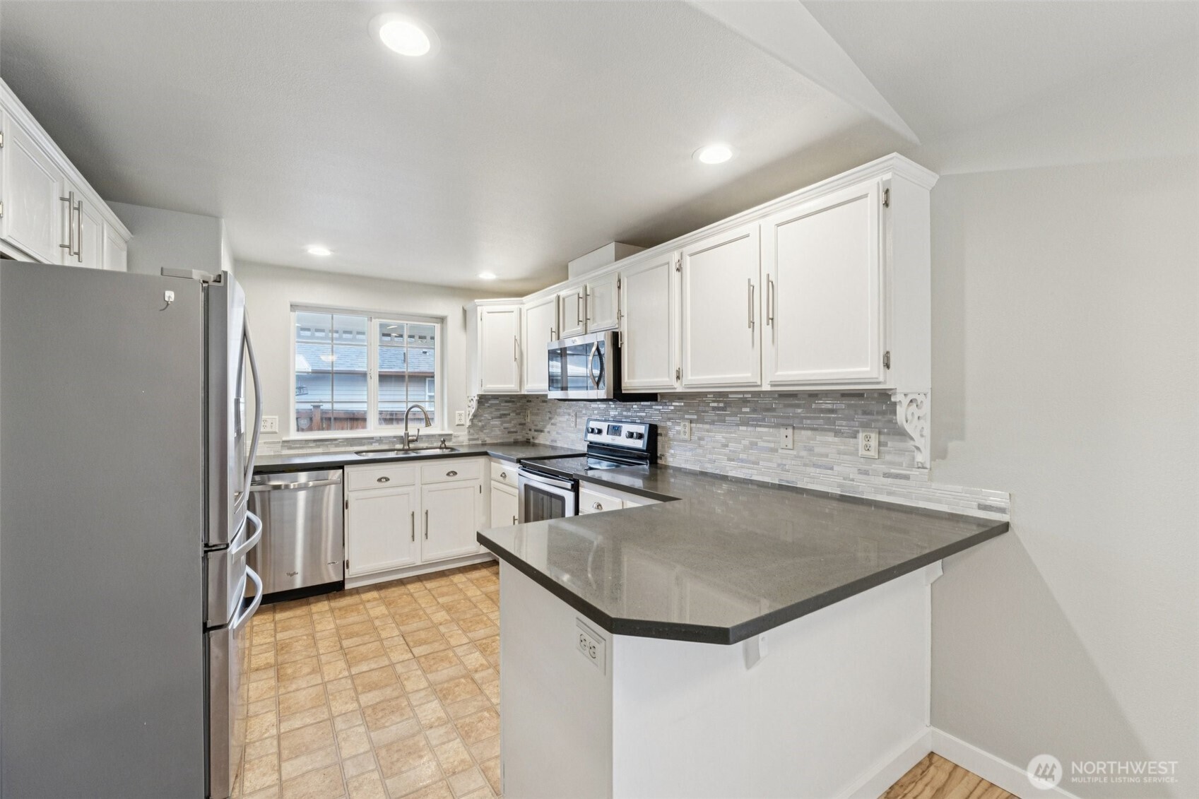 1724 147th Place SW, Lynnwood, WA 98087