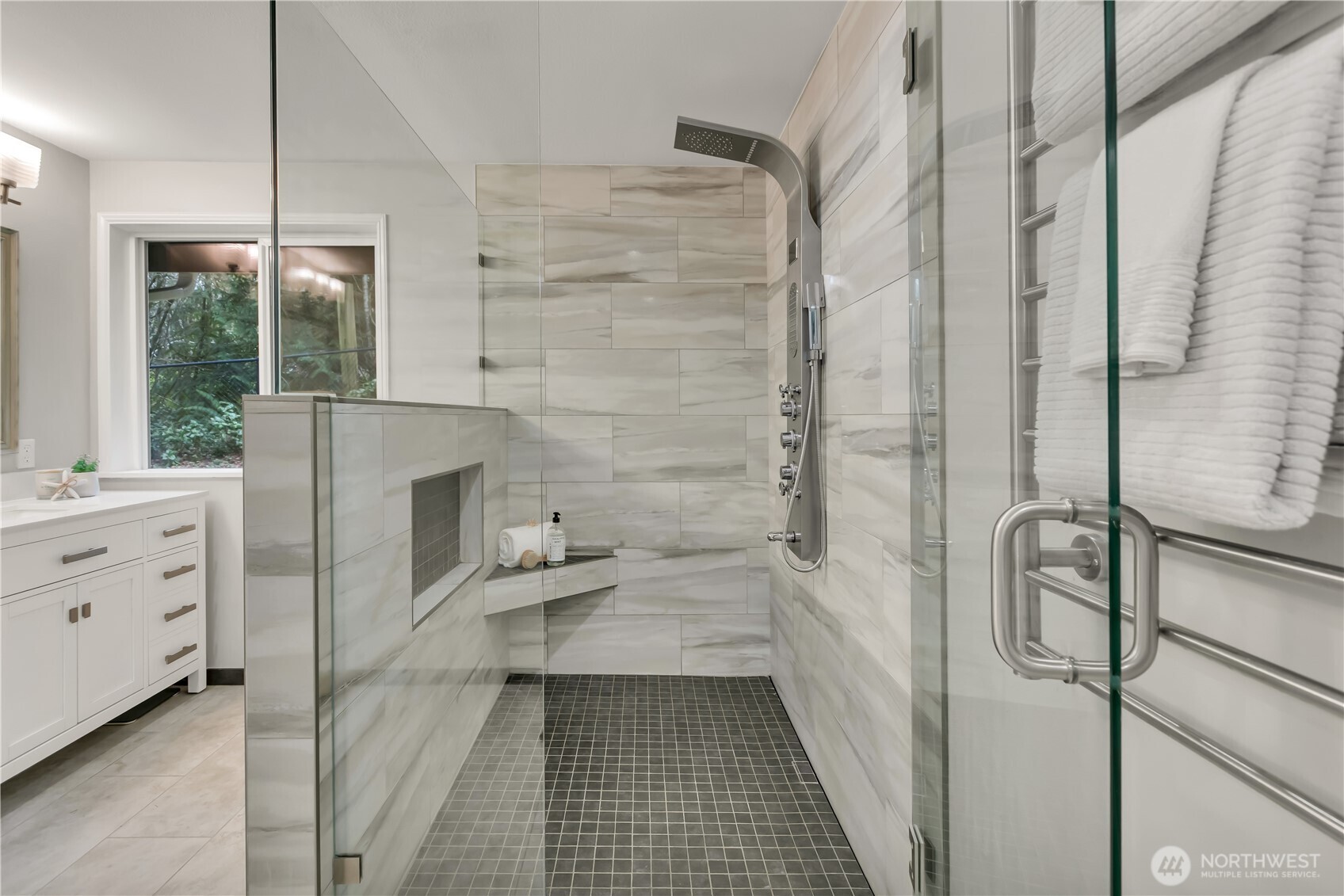 9408 370th Place SE, Snoqualmie, WA 98065