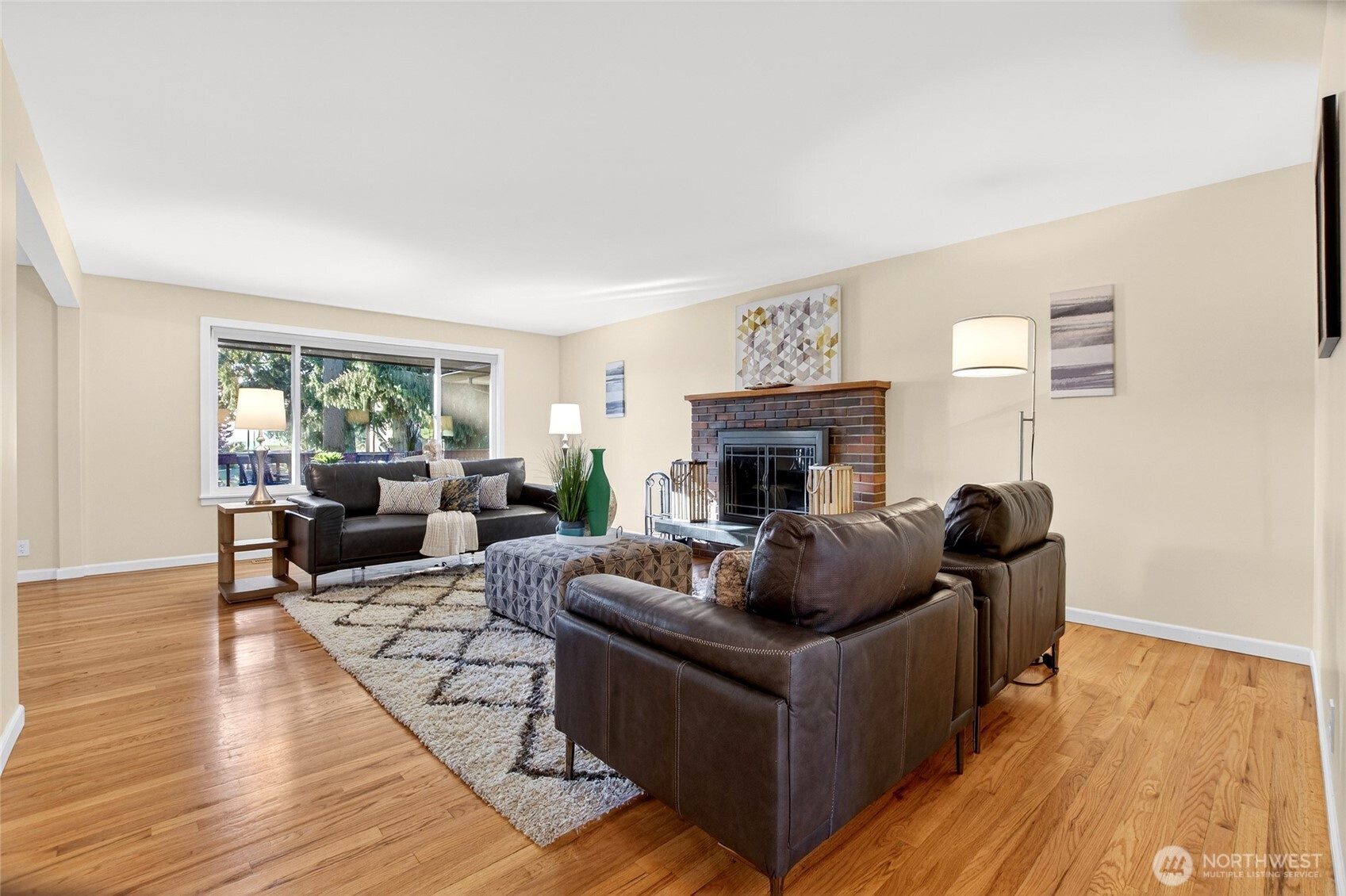 12721 3rd Avenue NW, Seattle, WA 98177