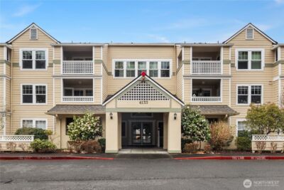 4133 224th Lane SE #213, Issaquah, WA 98029