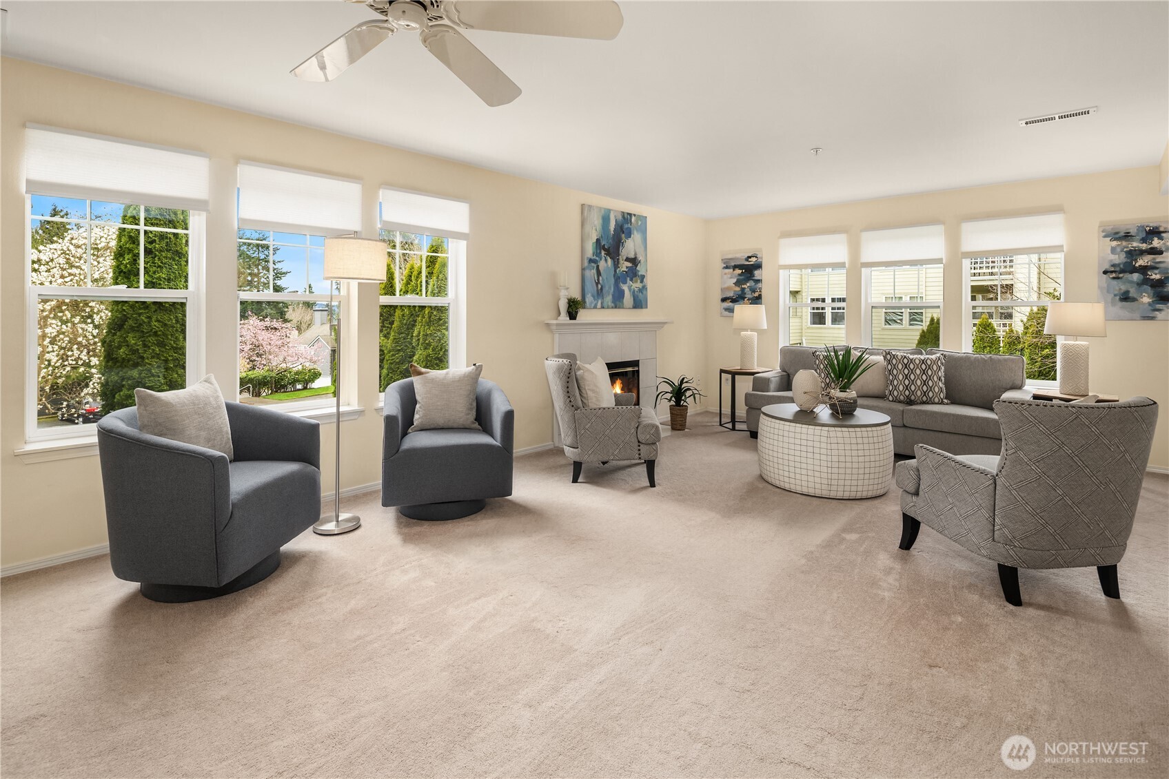 4133 224th Lane SE #213, Issaquah, WA 98029