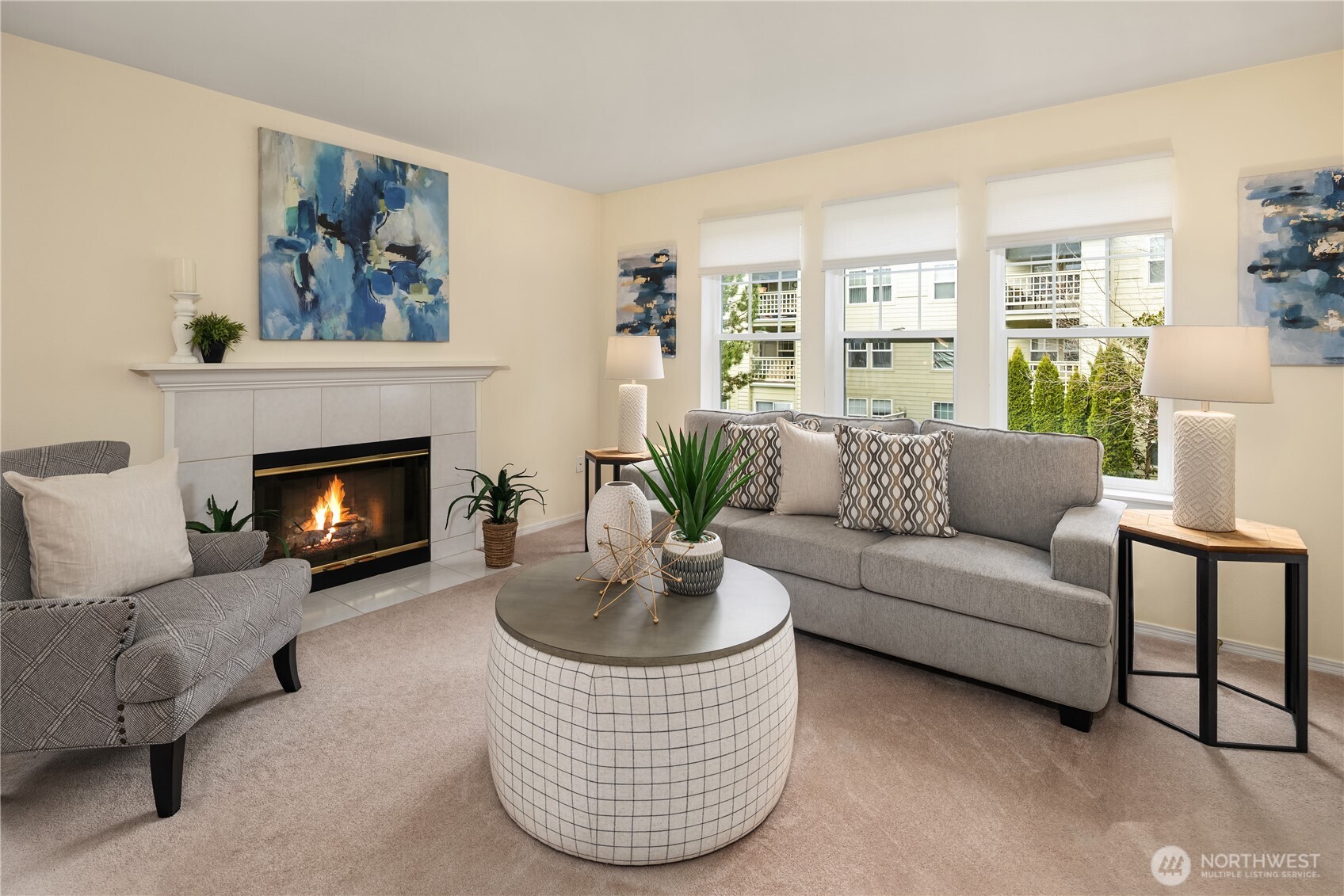 4133 224th Lane SE #213, Issaquah, WA 98029