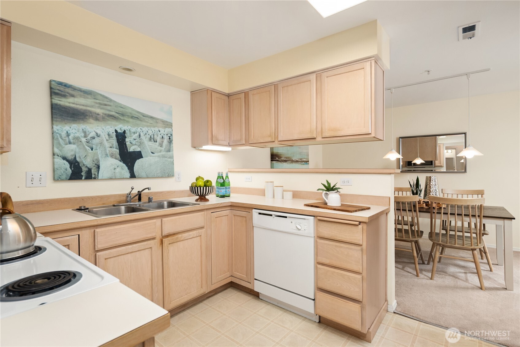 4133 224th Lane SE #213, Issaquah, WA 98029