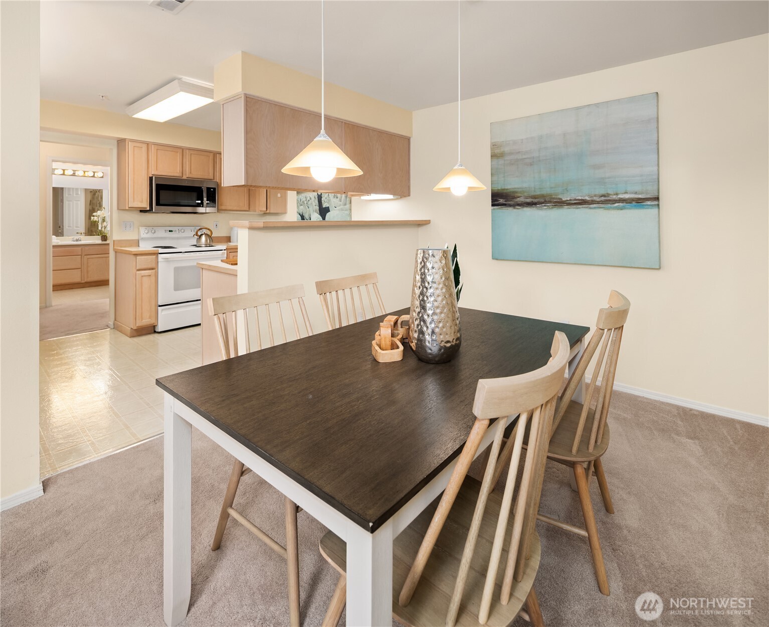 4133 224th Lane SE #213, Issaquah, WA 98029