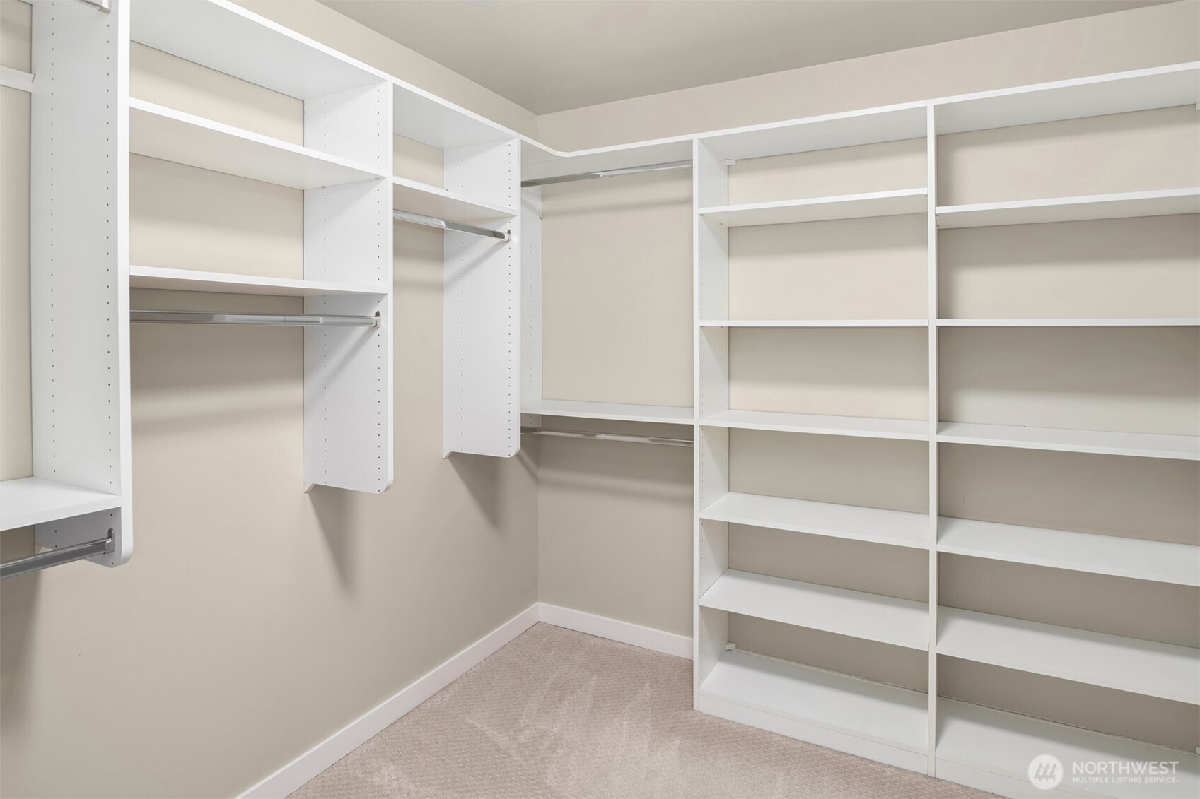 9726 Slater Avenue NE, Kirkland, WA 98033