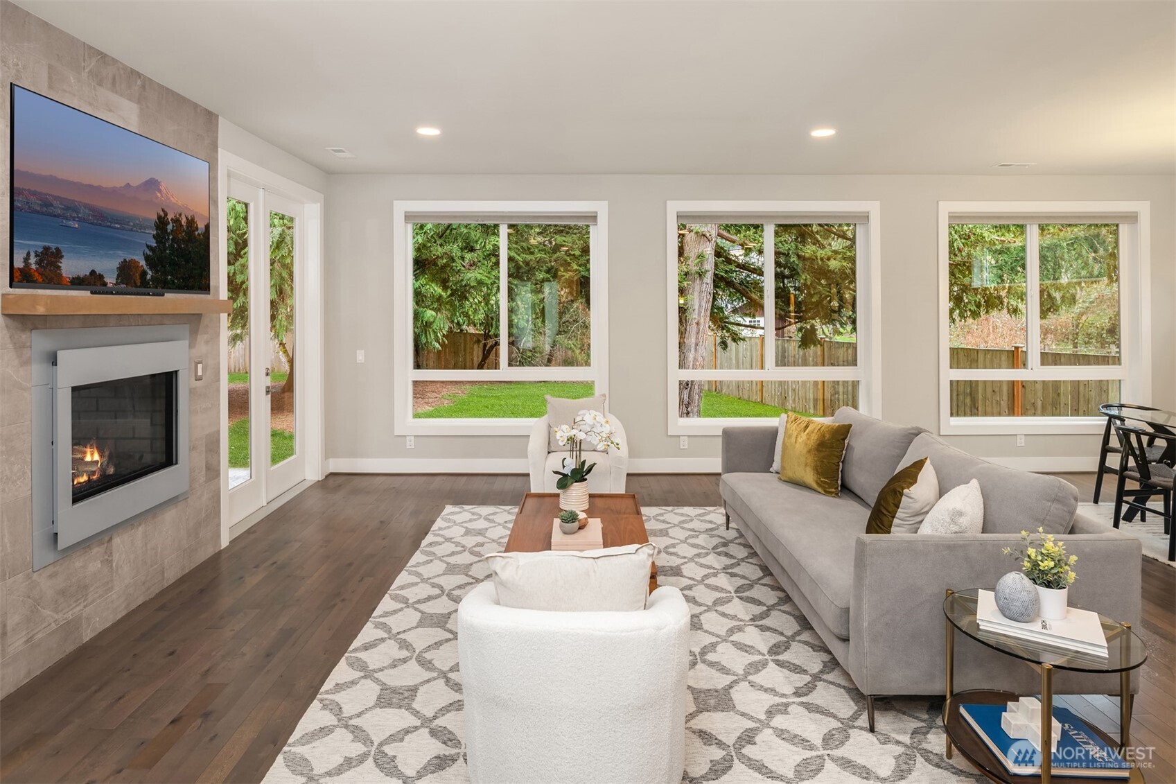 9726 Slater Avenue NE, Kirkland, WA 98033