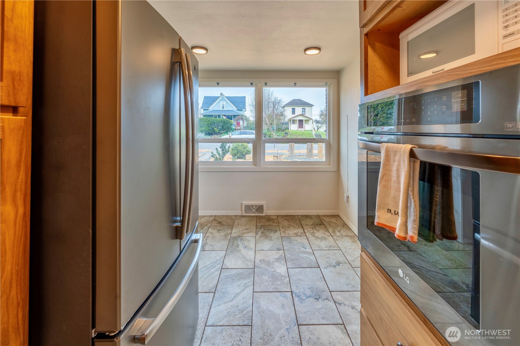 626 E Georgiana Street , Port Angeles, WA 98362