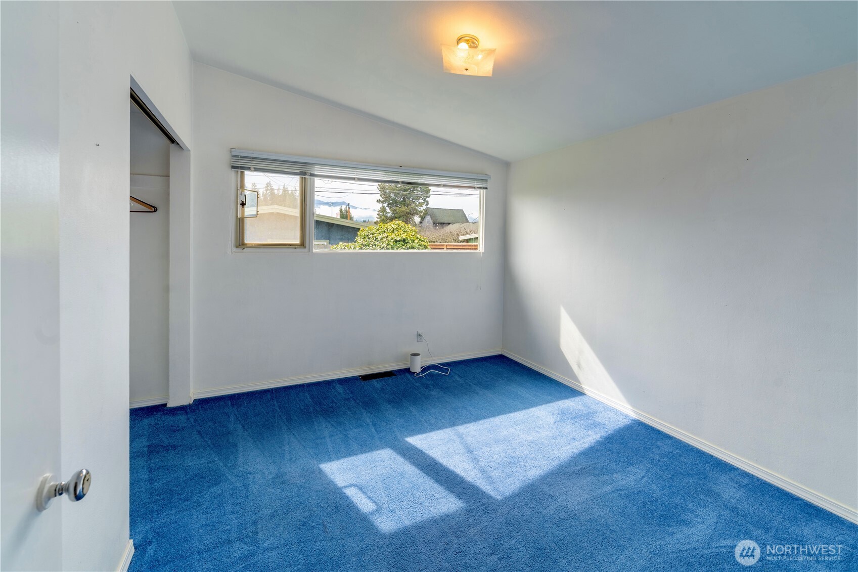 626 E Georgiana Street , Port Angeles, WA 98362