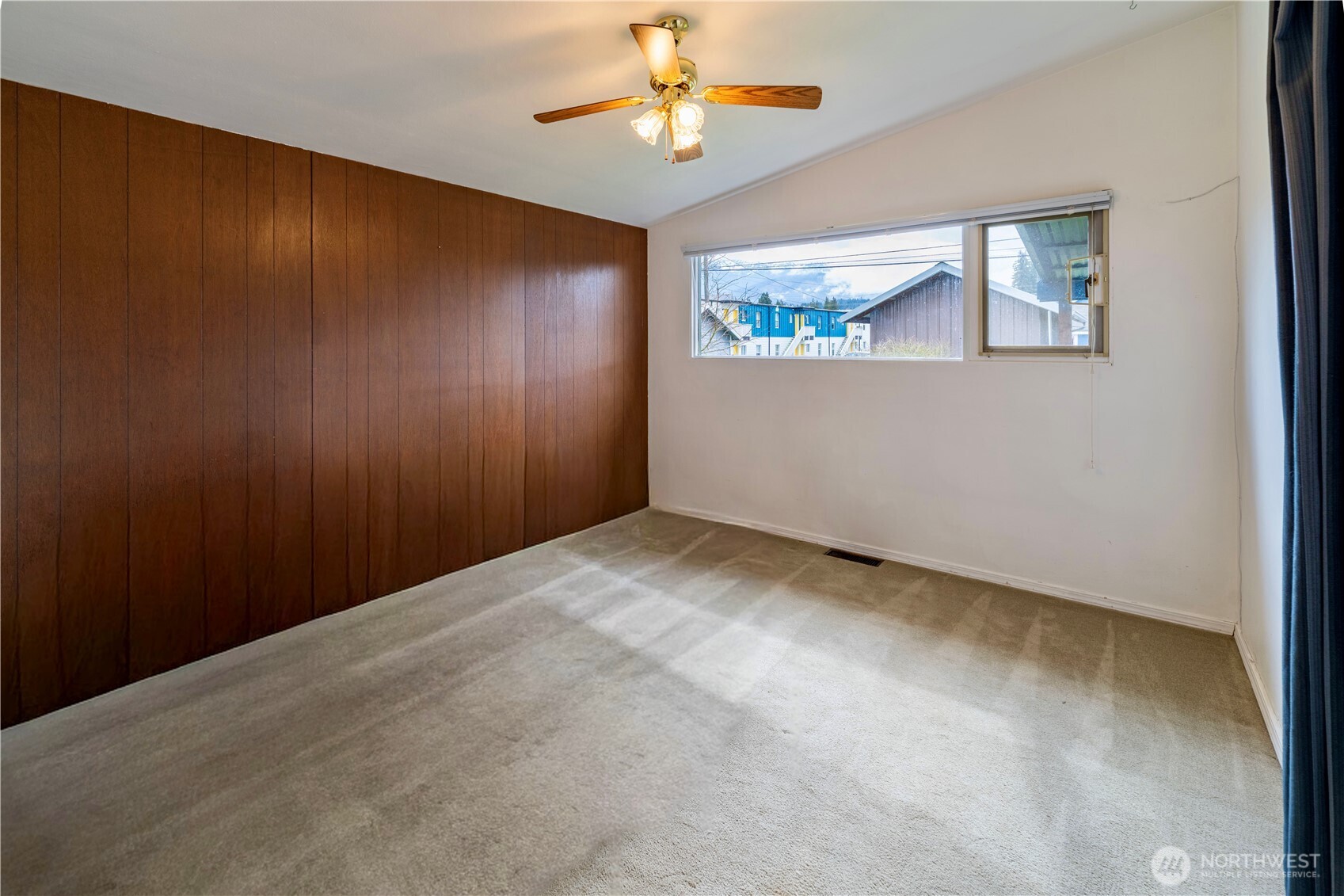 626 E Georgiana Street , Port Angeles, WA 98362