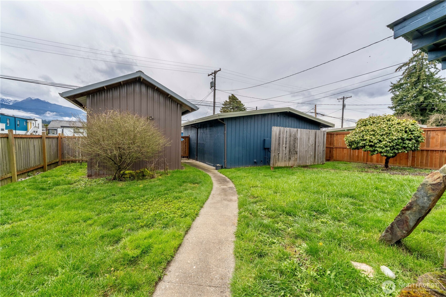 626 E Georgiana Street , Port Angeles, WA 98362