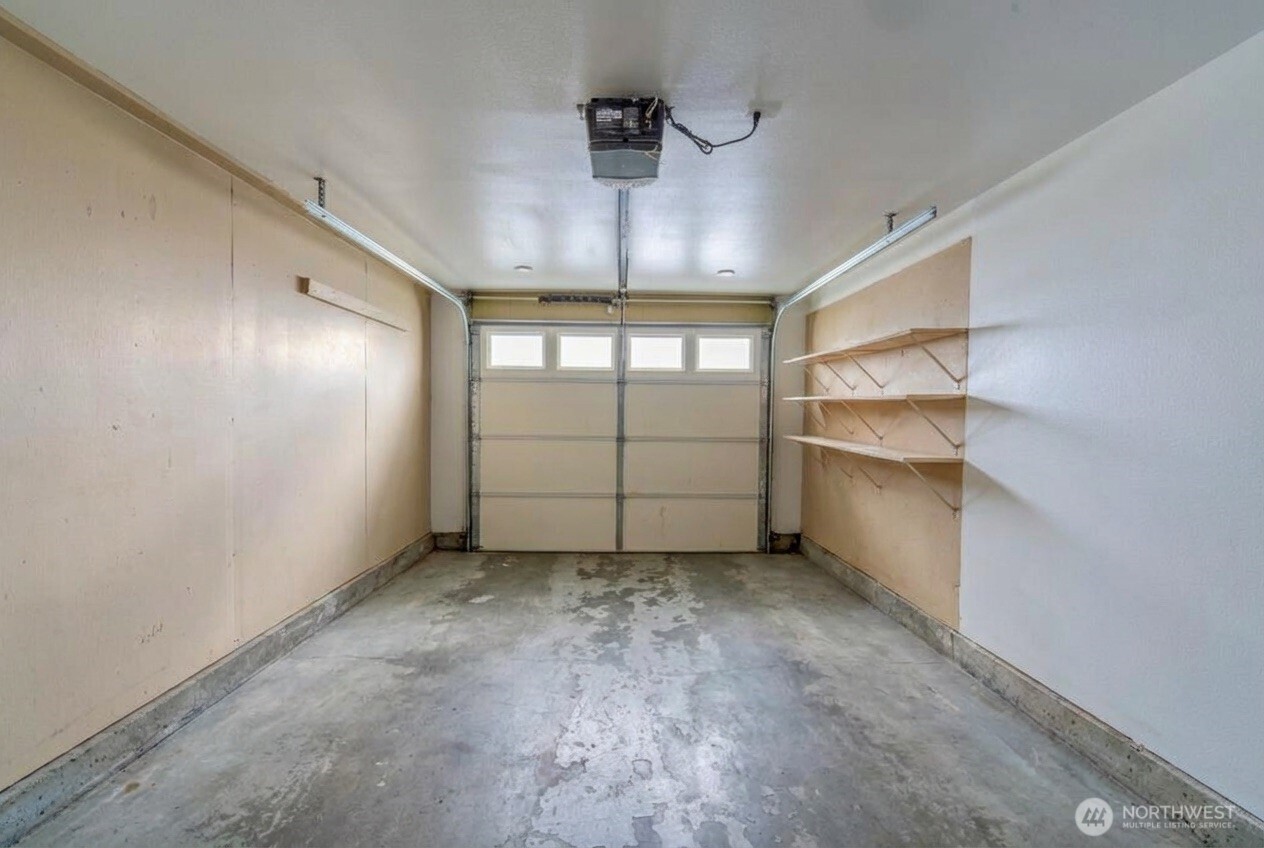 626 E Georgiana Street , Port Angeles, WA 98362