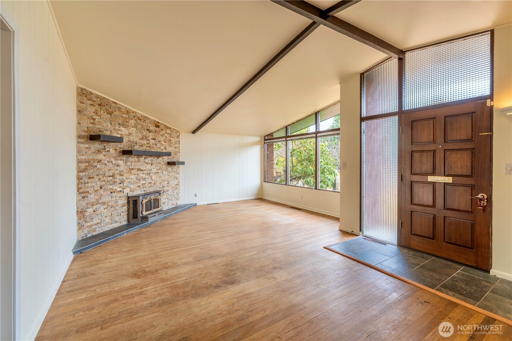 626 E Georgiana Street , Port Angeles, WA 98362