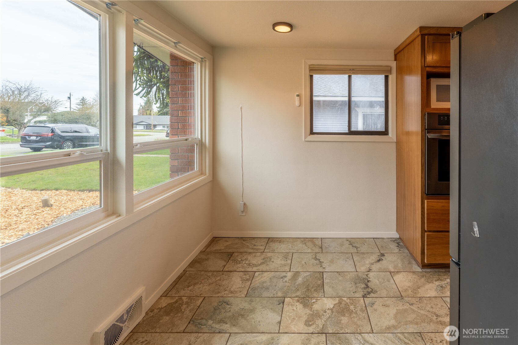 626 E Georgiana Street , Port Angeles, WA 98362