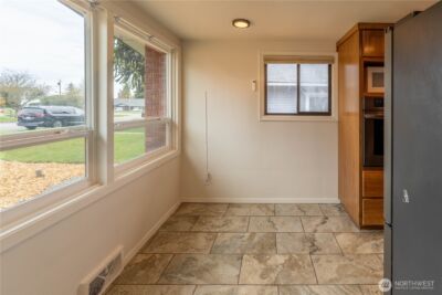 626 E Georgiana Street , Port Angeles, WA 98362 - Photo 9