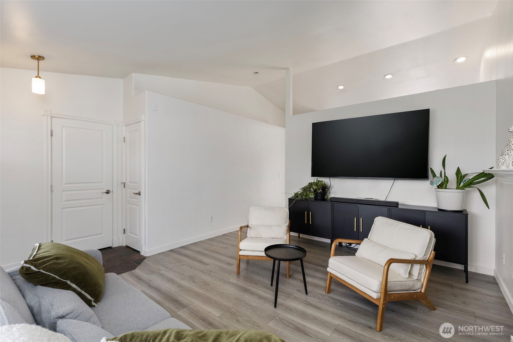 230 May Street W, Port Orchard, WA 98366