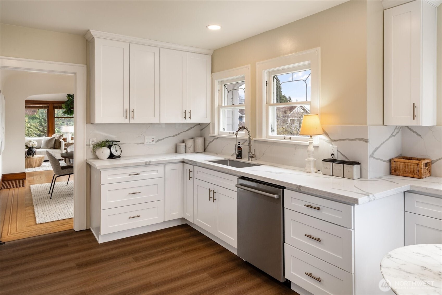 5701 30th Avenue NE, Seattle, WA 98105