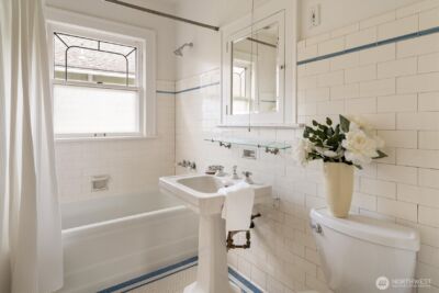 5701 30th Avenue NE, Seattle, WA 98105 - Photo 16