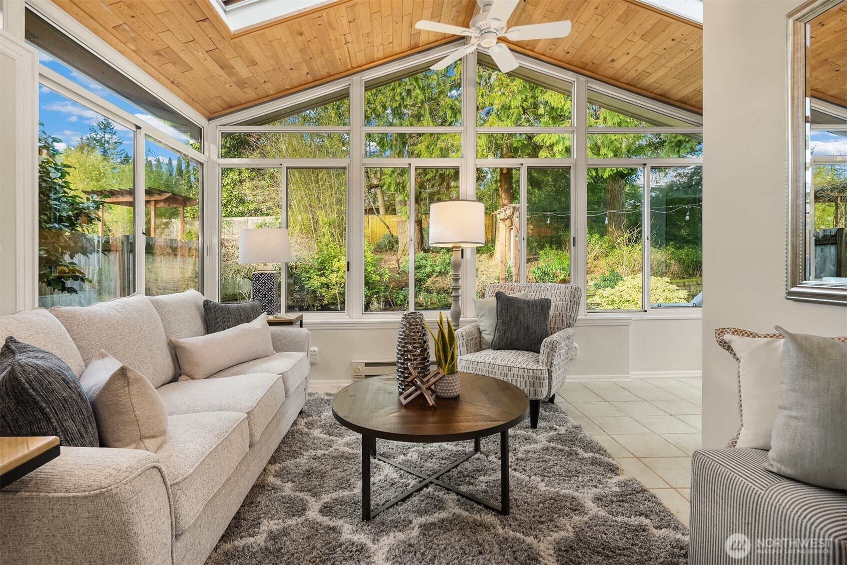 16042 Lake Hills Boulevard , Bellevue, WA 98008-4949