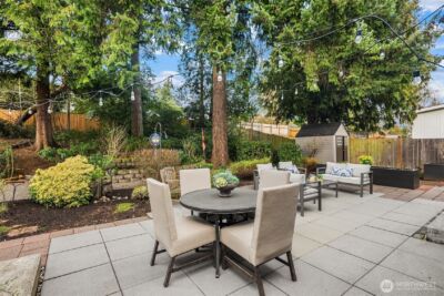16042 Lake Hills Boulevard , Bellevue, WA 98008-4949 - Photo 23