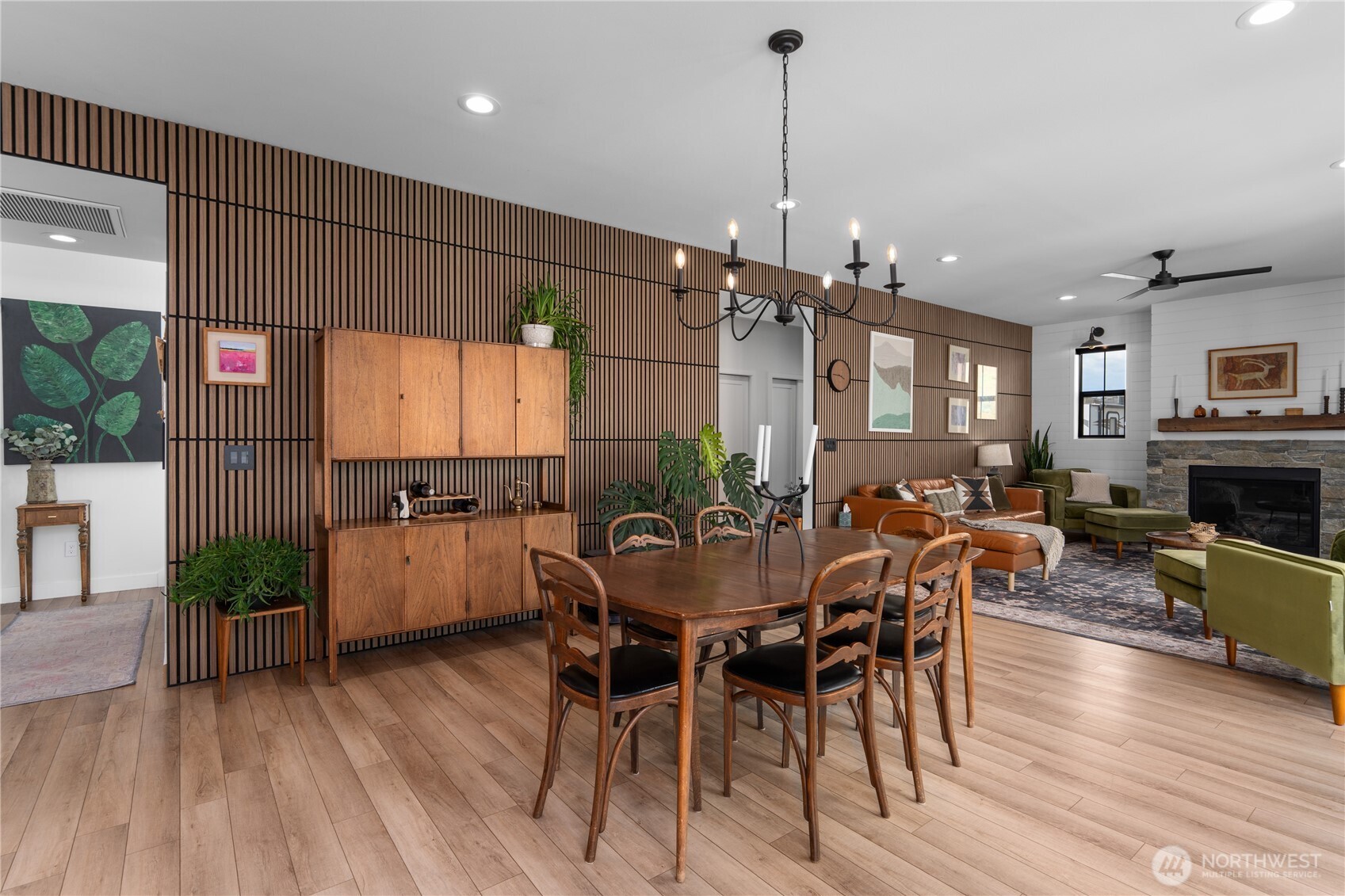 485 Hidden Lane , Chelan, WA 98816