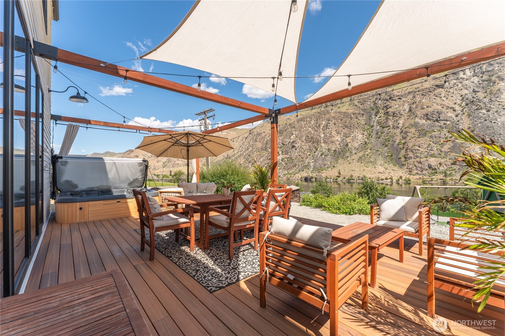 485 Hidden Lane , Chelan, WA 98816