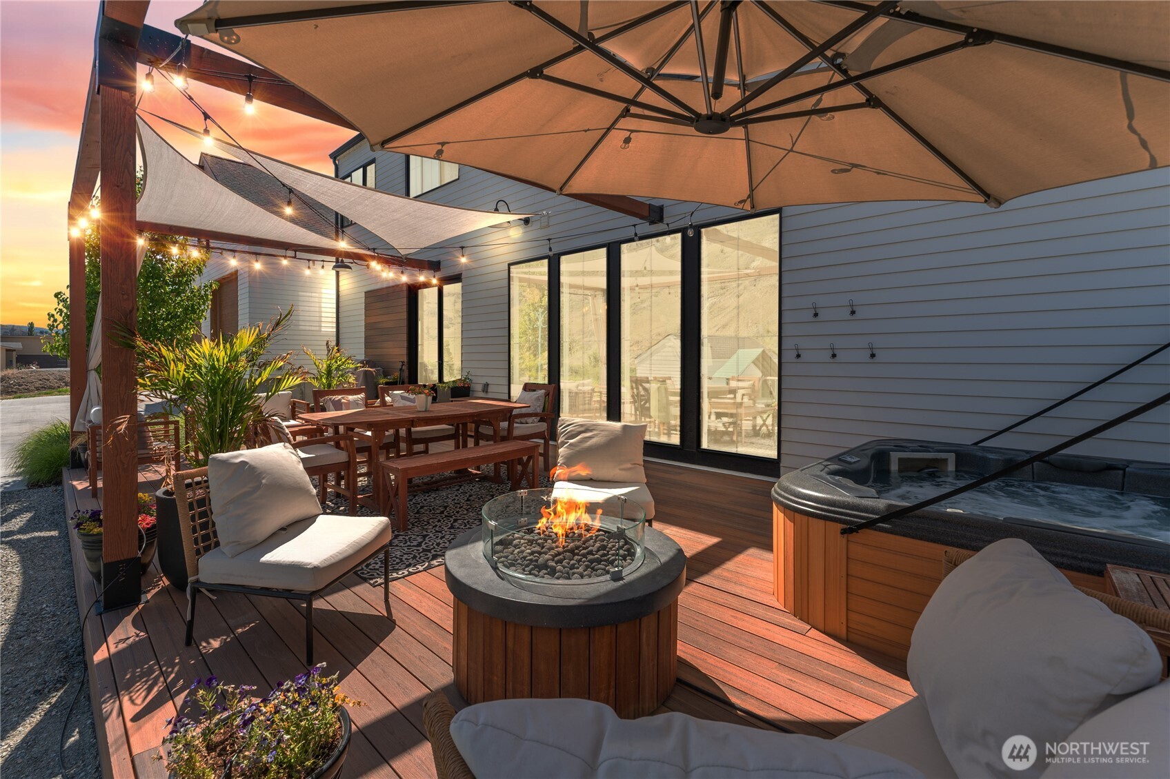 485 Hidden Lane , Chelan, WA 98816