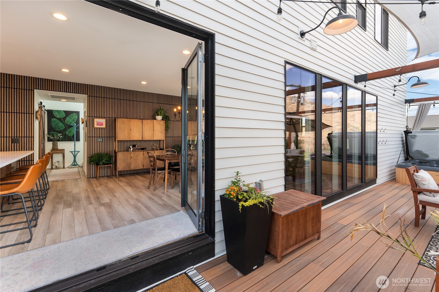 485 Hidden Lane , Chelan, WA 98816