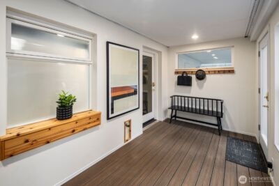 2647 39th Avenue W, Seattle, WA 98199 - Photo 11