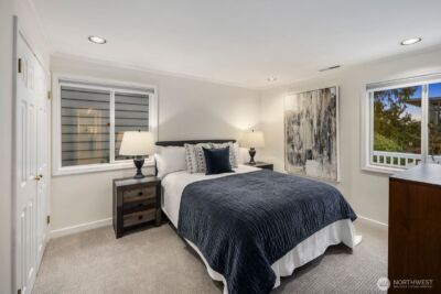 2647 39th Avenue W, Seattle, WA 98199 - Photo 12