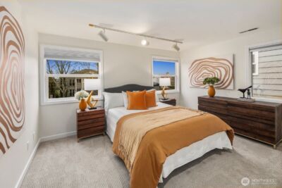 2647 39th Avenue W, Seattle, WA 98199 - Photo 14