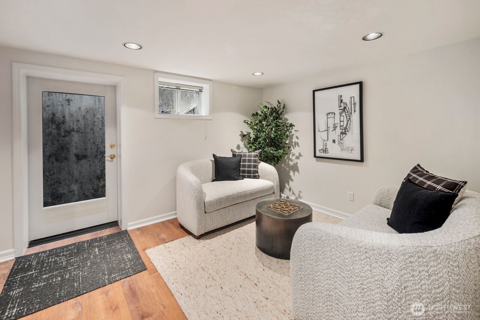 2647 39th Avenue W, Seattle, WA 98199