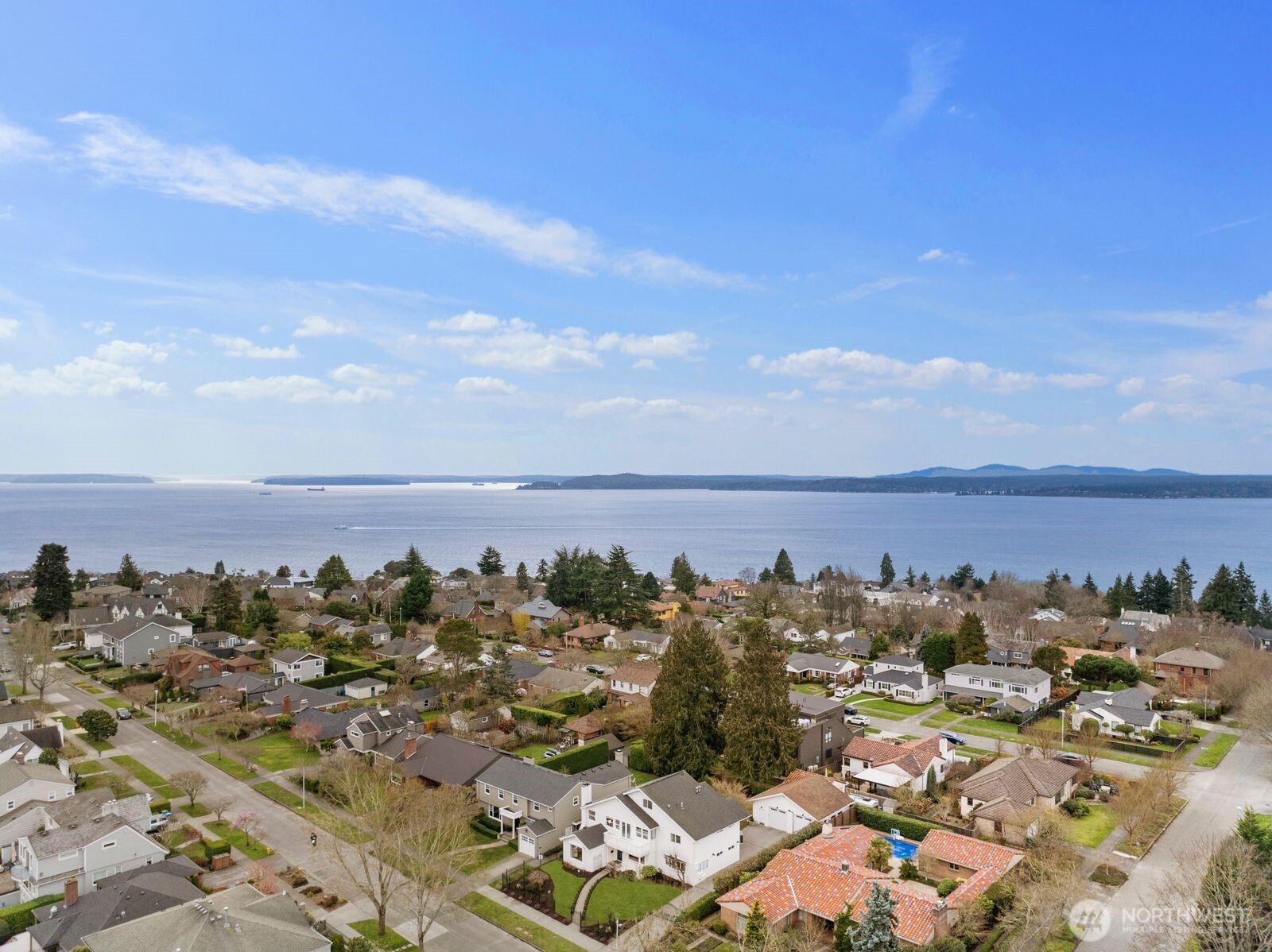 2647 39th Avenue W, Seattle, WA 98199