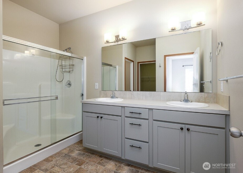 2425 Schley Boulevard , Bremerton, WA 98310
